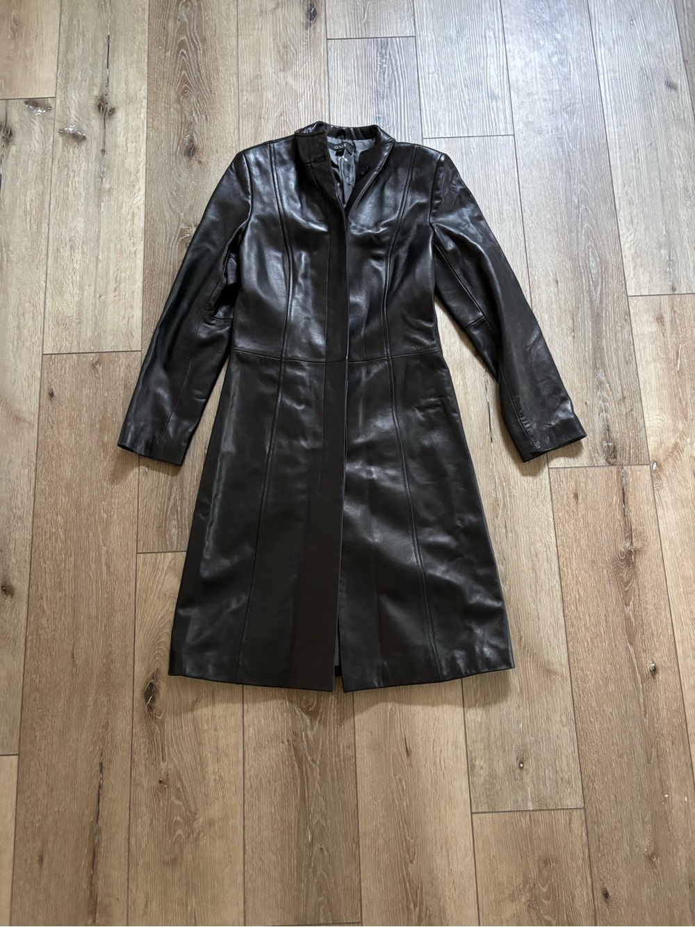 Que Classic Women's Black Leather Long Coat